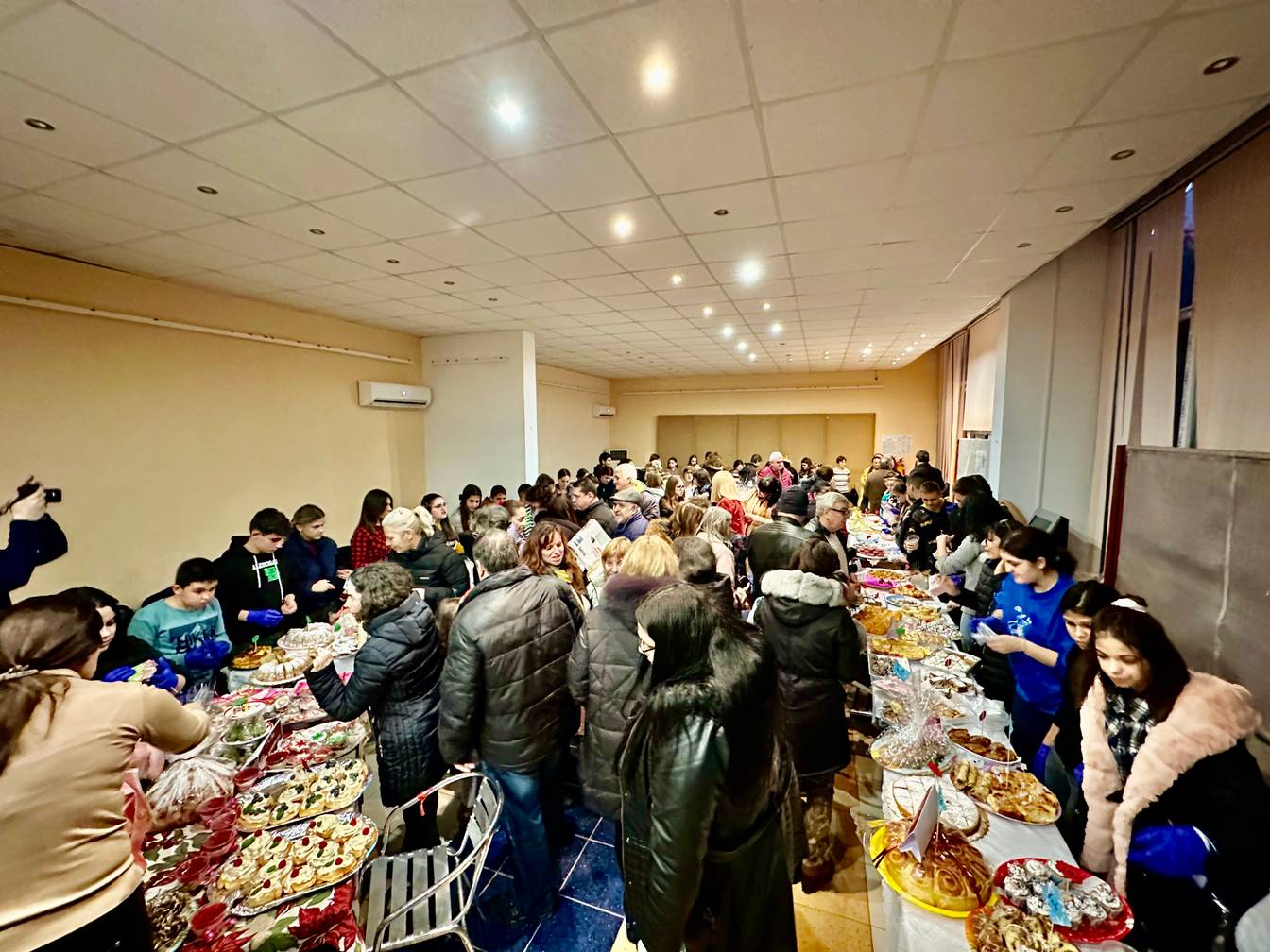 Благотворителен Коледен базар в Оряхово